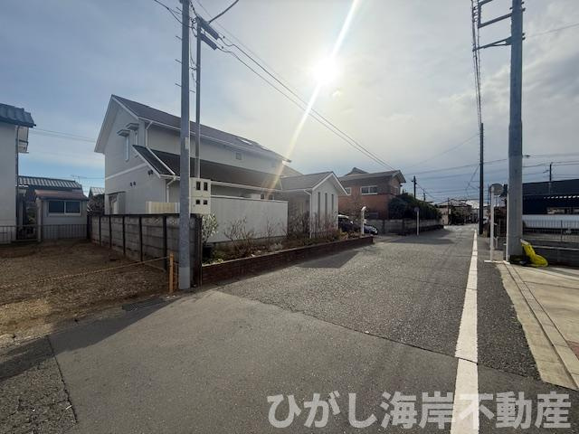 平塚市中原１丁目　売地　の前面道路含む現地写真|現地外観
