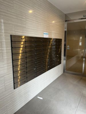 福岡市博多区美野島２丁目の賃貸マンションのロビー