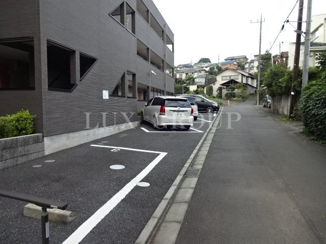 【駐車場】 | メゾンクレール
