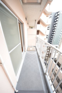 【バルコニー】 | グラマシー心斎橋東 | グラマシー心斎橋東　バルコニー