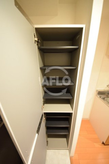 【収納】 | グラマシー心斎橋東 | グラマシー心斎橋東　シューズボックス