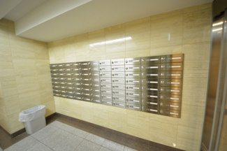 【設備】 | グラマシー心斎橋東 | グラマシー心斎橋東　メールボックス