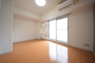 【居間・リビング】 | グラマシー心斎橋東 | グラマシー心斎橋東　洋室