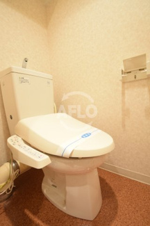 【トイレ】 | グラマシー心斎橋東 | グラマシー心斎橋東　温水暖房便座