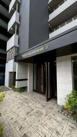 サニークレスト東比恵Ⅱのエントランス