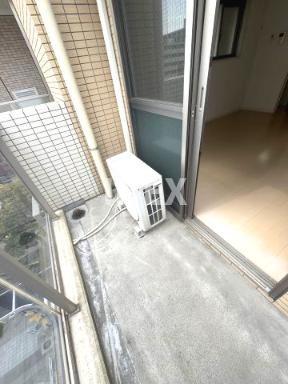 横浜市中区蓬莱町３丁目の賃貸マンションのバルコニー