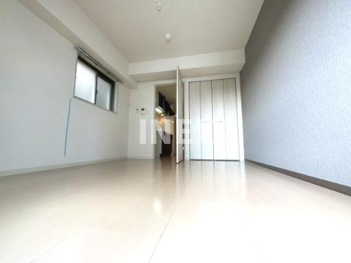 横浜市中区蓬莱町３丁目の賃貸マンションの居間・リビング