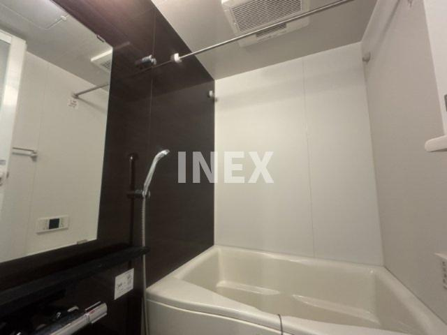 横浜市中区蓬莱町３丁目の賃貸マンションの浴室