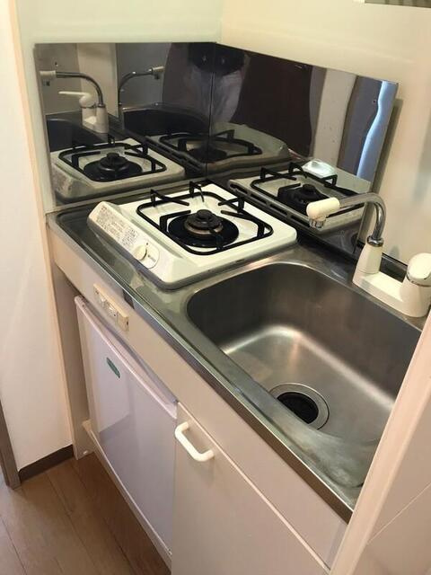 サンテミリオン目黒東山のキッチン