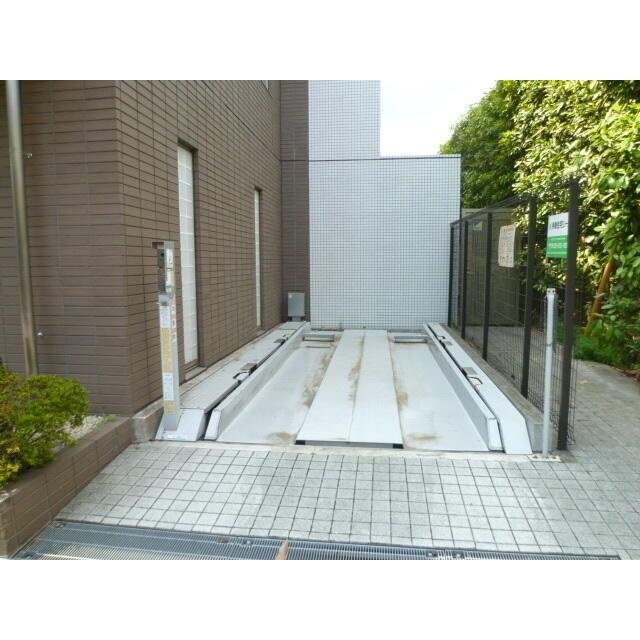 サンシャイン松本No.11の駐車場