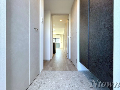 【玄関】 | S-RESIDENCE高岳ardent(アーデント) | 落ち着いた玄関です