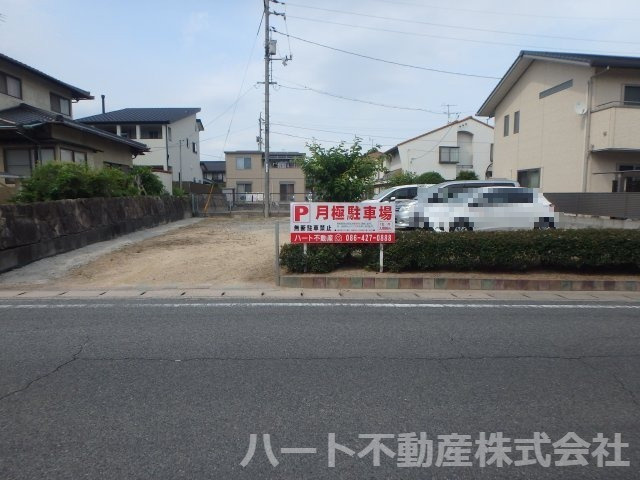 茶屋町月極駐車場