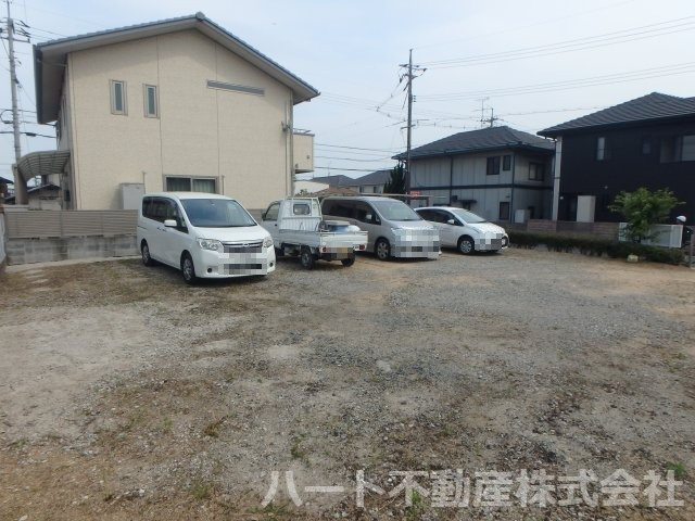 茶屋町月極駐車場の外観