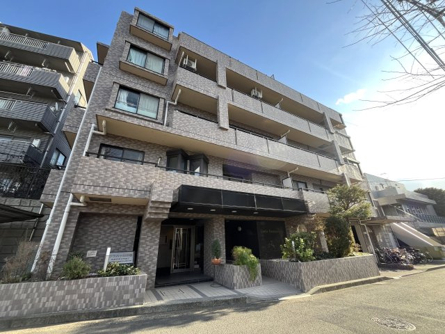 プラハ十日市場の外観
