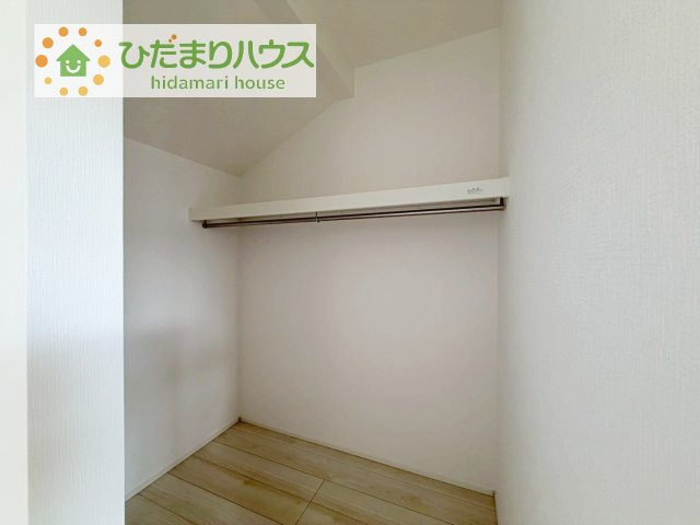 【収納】 | 我孫子市東我孫子1丁目第1期　新築戸建　2号棟 | 新婚さんにおすすめ！奥様に喜ばれる収納たっぷりのウォークインクローゼット付です☆