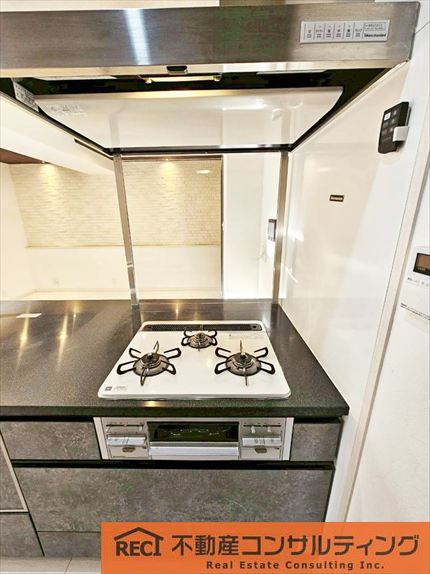 グラン・フェルティ本山のキッチン