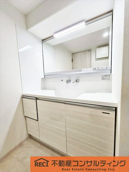 グラン・フェルティ本山の独立洗面台