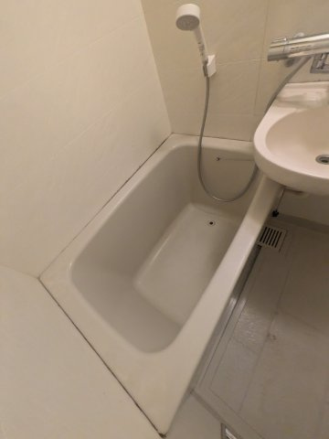 サンシャインひがし清水の浴室