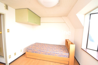 【洋室】 | サンシャイン弥刀 | 明るい洋室です