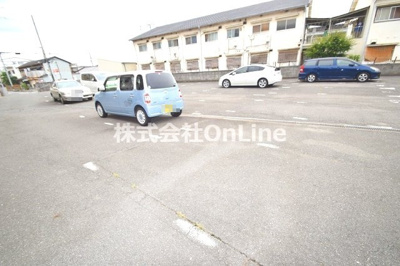 【駐車場】 | サンシャイン弥刀 | 駐車場があります