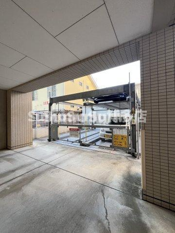 サンネストピア箱崎駅前の駐車場