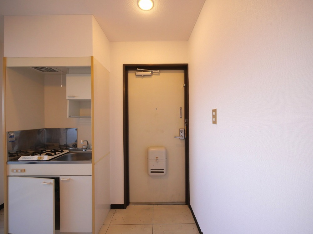 マキノマンションの玄関