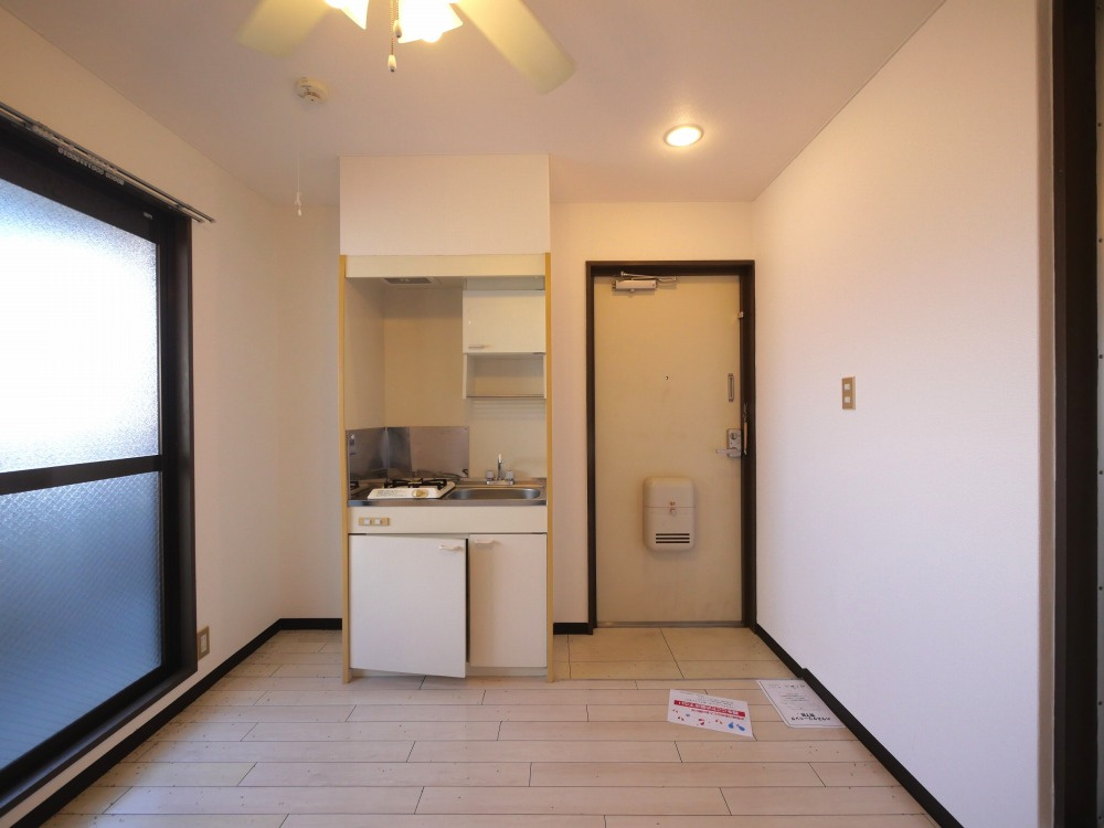 マキノマンションの居間・リビング