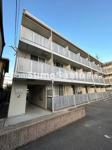 レオパレスデイジーヴィラの外観|外観は落ち着いています
