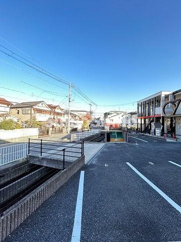 レオパレスカリヨ尼崎の駐車場