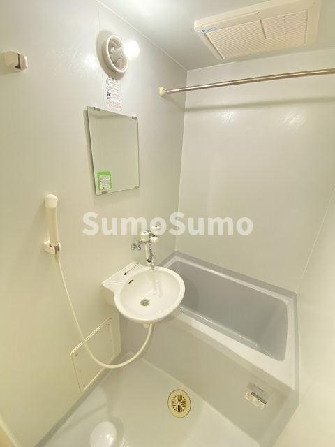 レオパレスヴィブレの浴室