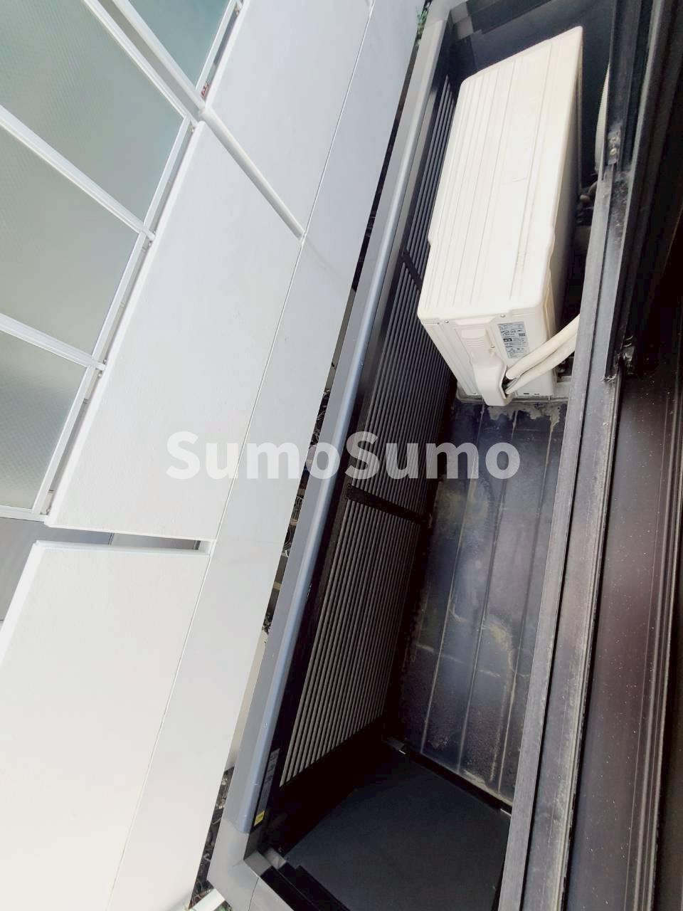 レオパレススプルース鳴尾のバルコニー