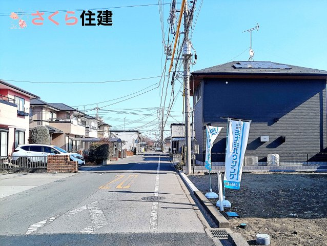 リガーレ宇都宮市日の出1期の前面道路含む現地写真|前面道路は6ｍあり、駐車の際にも安心です◎