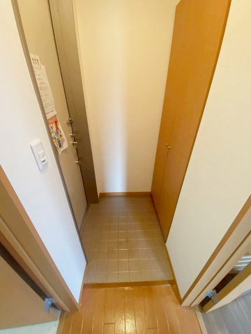 ＳＫＹ宝塚の玄関