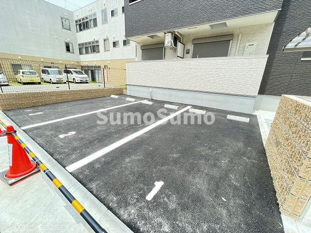フジパレス冨田公園の駐車場