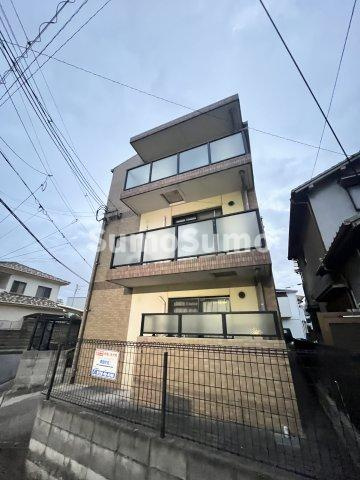 ハイエース中堂の外観