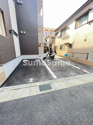 フジパレス南塚口ノースの駐車場