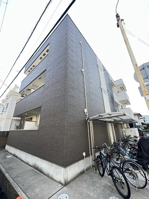 フジパレス園田の外観