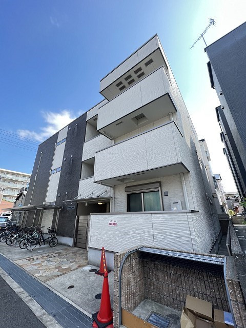 フジパレス園田の外観