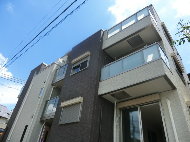 ヒルズ中山手の外観