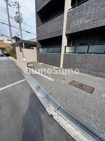 ハイズコート武庫川の駐車場