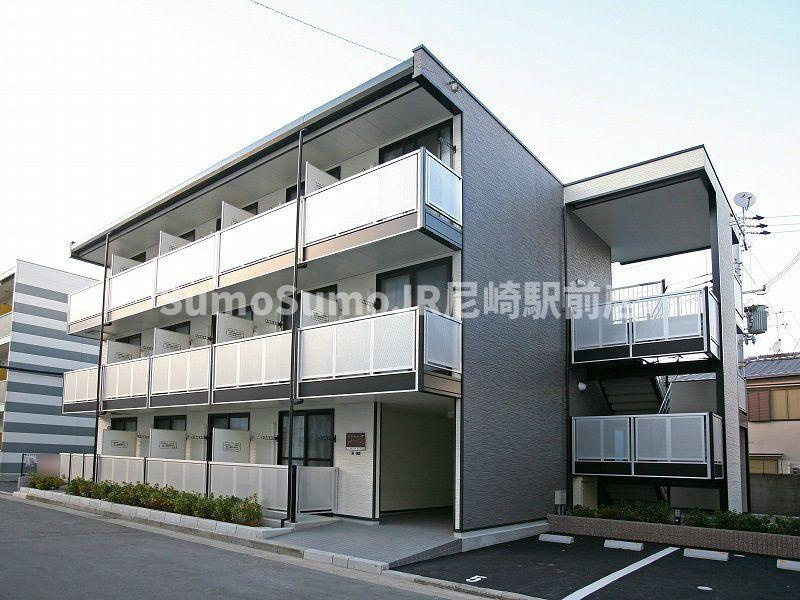 レオパレスたかの外観