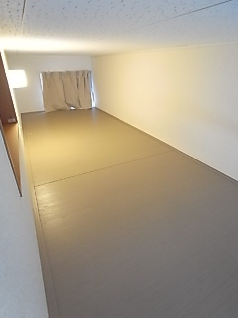 レオパレスウィル鳴尾の寝室