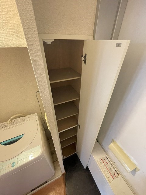 レオパレスエルフ仁川の収納