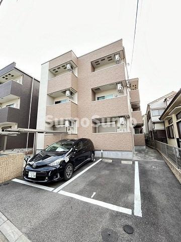 フジパレス塚口本町Ⅰ番館の駐車場