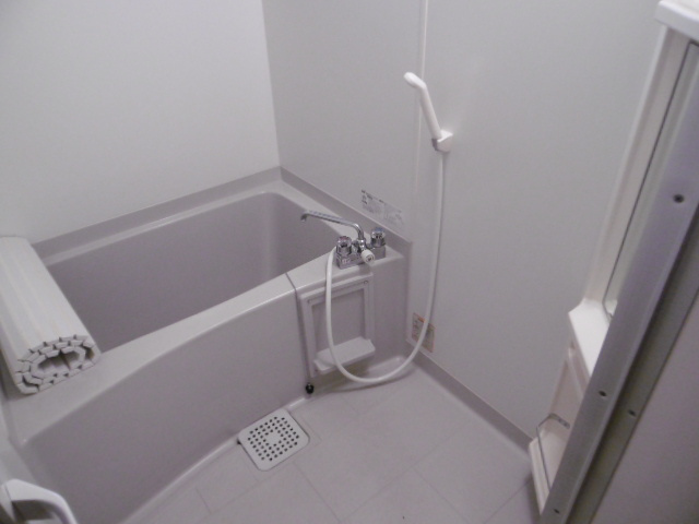 【浴室】 | リビングタウン西寺方町