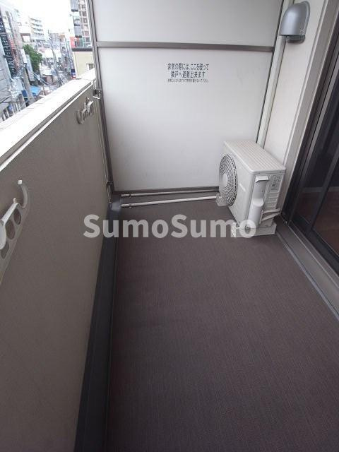 パークフラッツ尼崎のバルコニー|落ち着いた時間を過ごせるバルコニーです