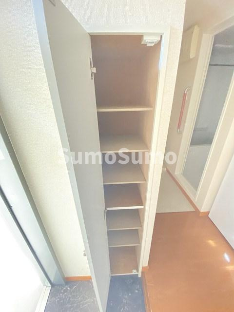 レオパレスポアロの収納