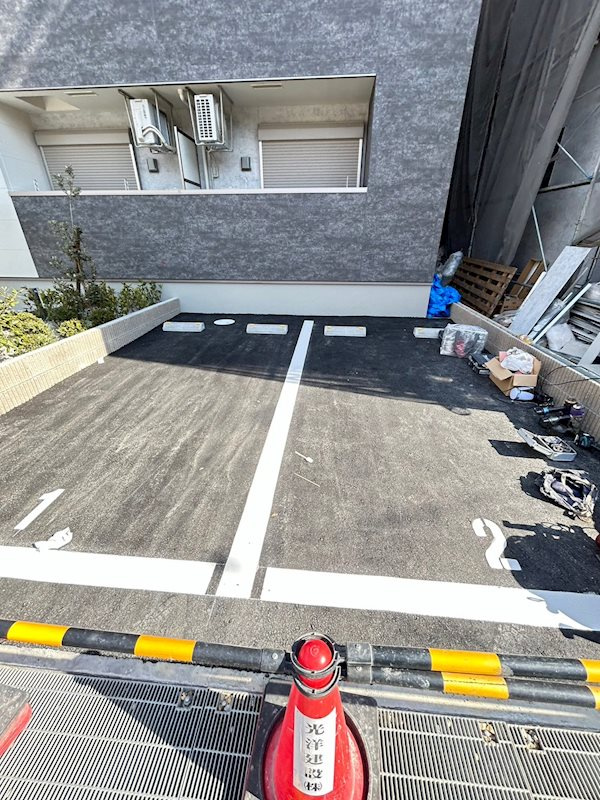 フジパレス尼崎三反田Ⅰ番館の駐車場
