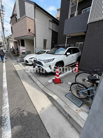 トレスオハス稲葉荘の駐車場