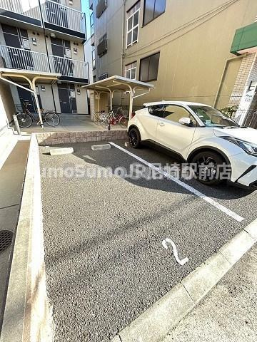 レオパレス塚口3番館の駐車場|駐車スペースもあります